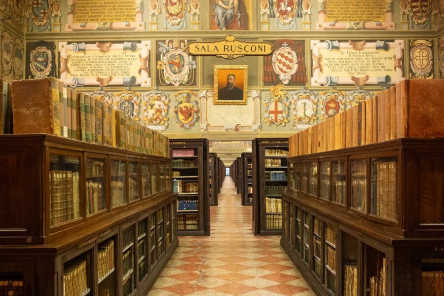 Archiginnasio Bologna books